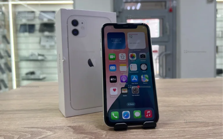 Apple iPhone 11 4/64 ГБ