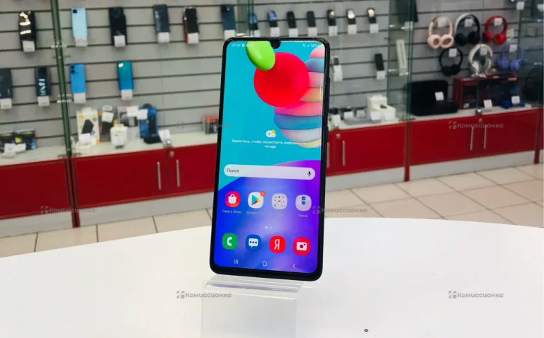 Samsung Galaxy A41 4/64 ГБ