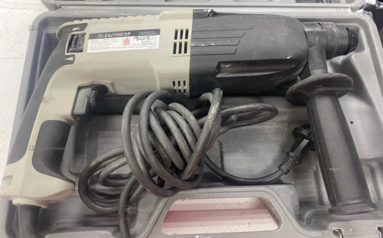 Перфоратор Интерскол П24/700эр