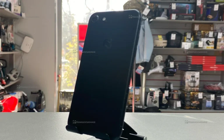 Apple iPhone 7 2/32 ГБ