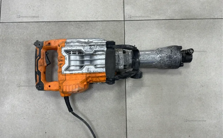 Отбойный молоток Вихрь ОМ-1750Э