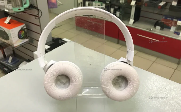 Наушники  JBL