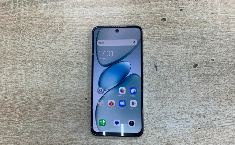 Tecno Spark Go 1 3/64 ГБ