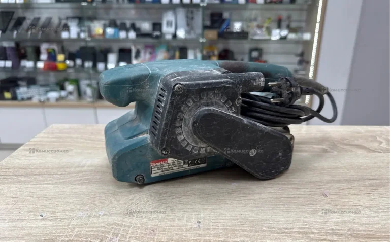 Ленточная шлифмашина makita 9910
