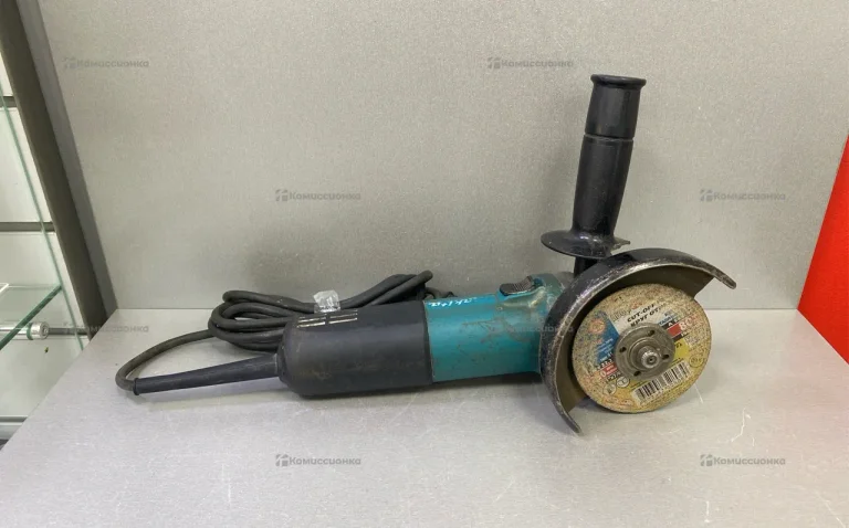 УШМ Makita 9558HNR