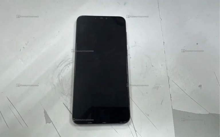 Honor 8C 4/32 ГБ