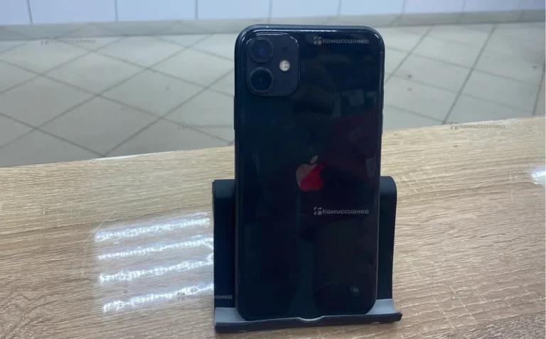 Apple iPhone 11 4/64 ГБ