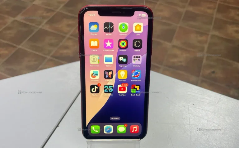 Apple iPhone XR 3/64 ГБ