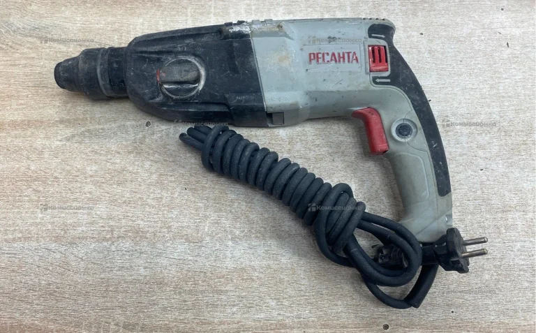 Перфоратор Ресанта П-28-800К