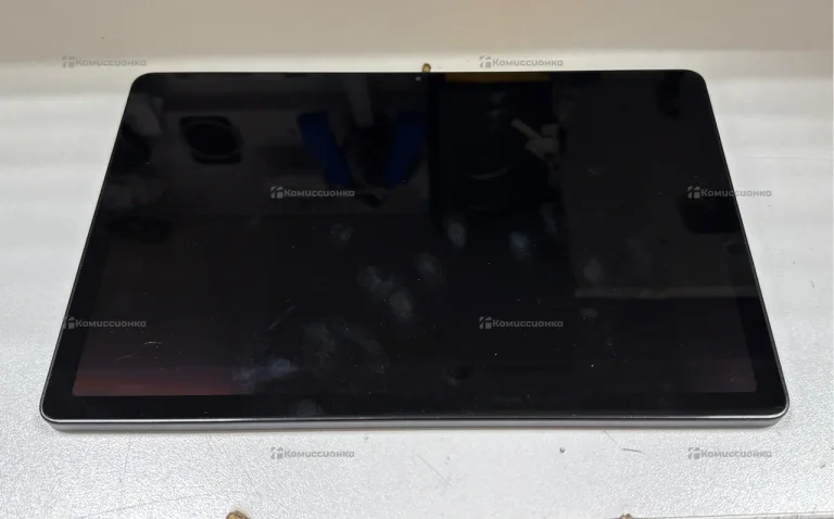 Планшет Honor x8a 4/64.