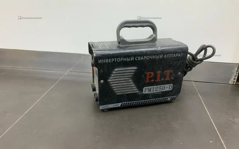 Сварочный аппарат P.I.T. PMI250-D.