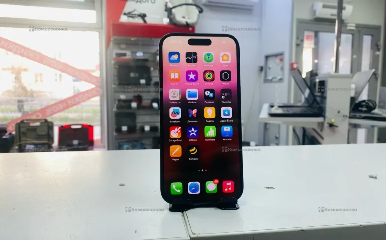 Apple iPhone 16 8/128 ГБ