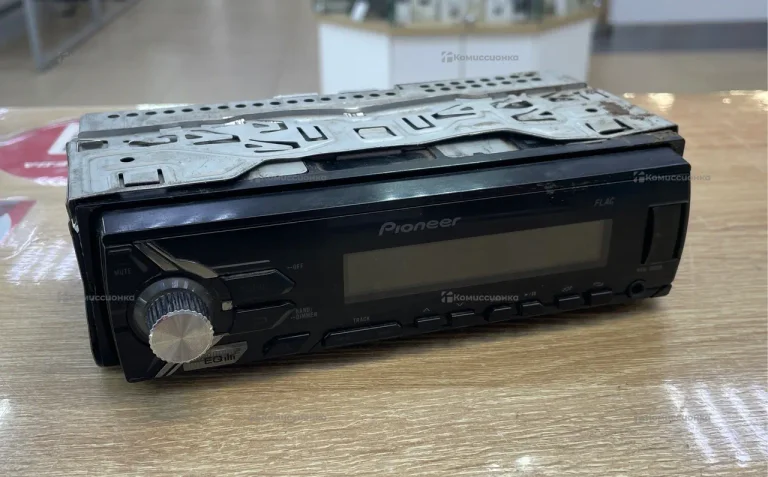 Автомагнитола  Pioneer