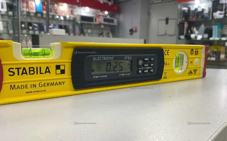 Уровень строительный с подсветкой 120 см STABILA T