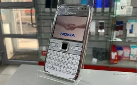 Nokia E72