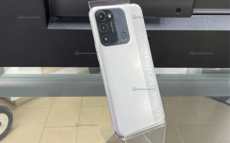 Tecno Spark 8C 3/64 ГБ