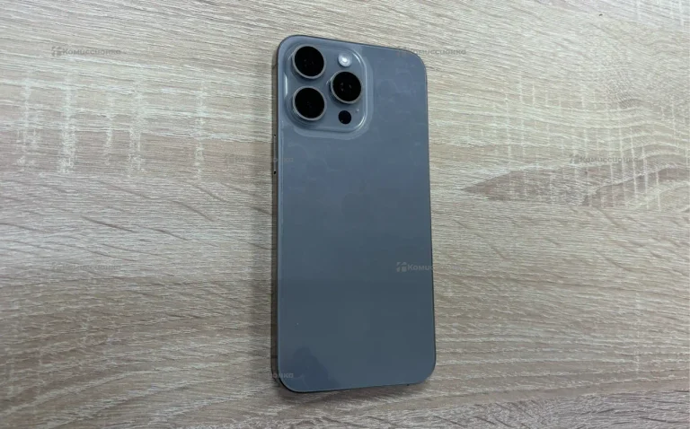 Apple iPhone 15 Pro Max 8/256 ГБ