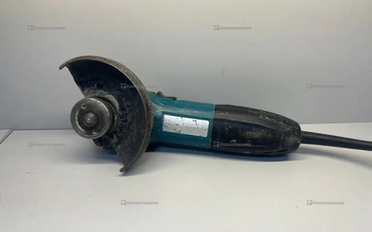 УШМ Makita GA5030 .
