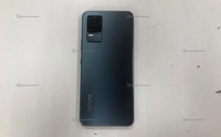 Vivo V21e 8/128 Гб