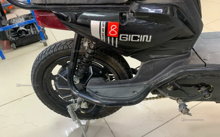 Электроскутер Gicin SK8