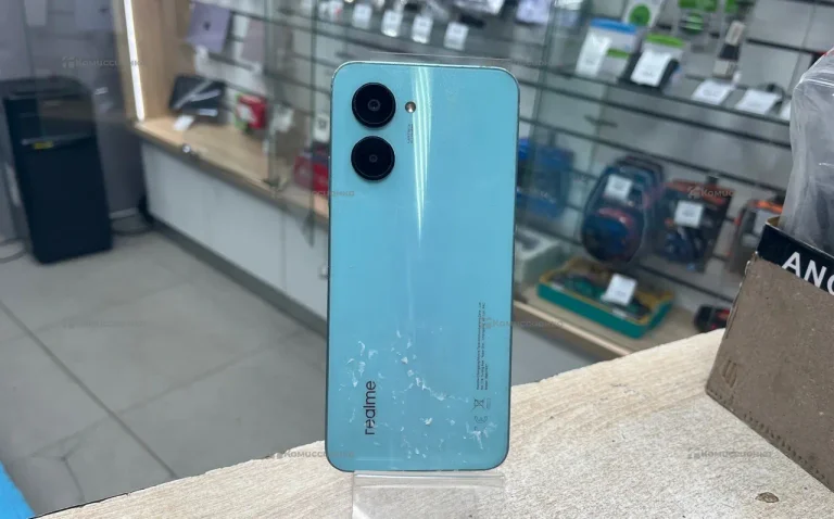 Realme C33 4/128 ГБ