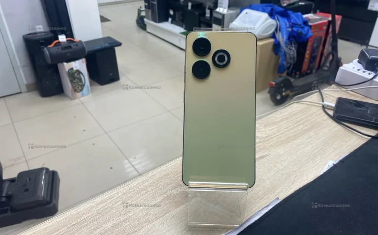 Infinix Smart 8 4/128 ГБ