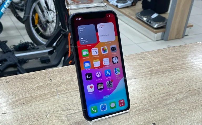 Apple iPhone 11 4/64 ГБ