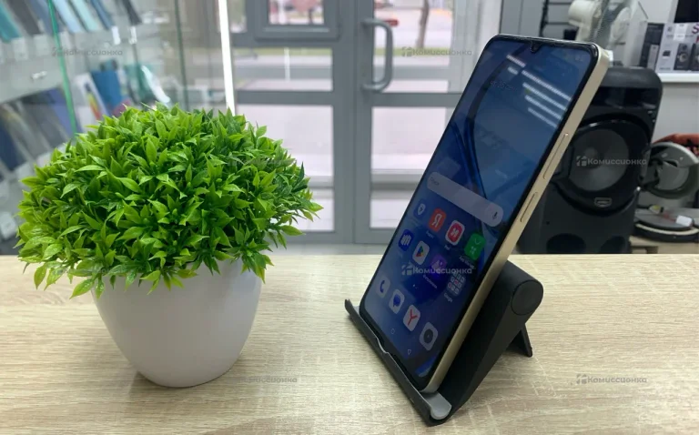 Realme C61 6/128 ГБ