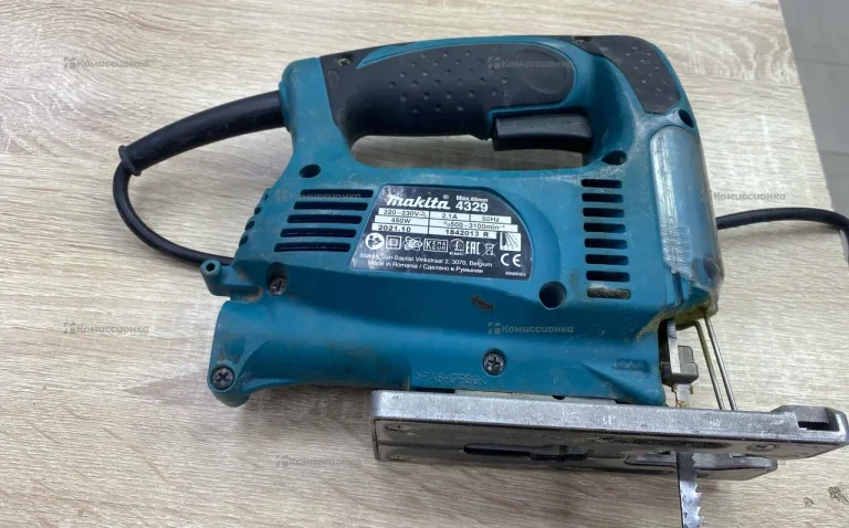 Электролобзик makita 4329