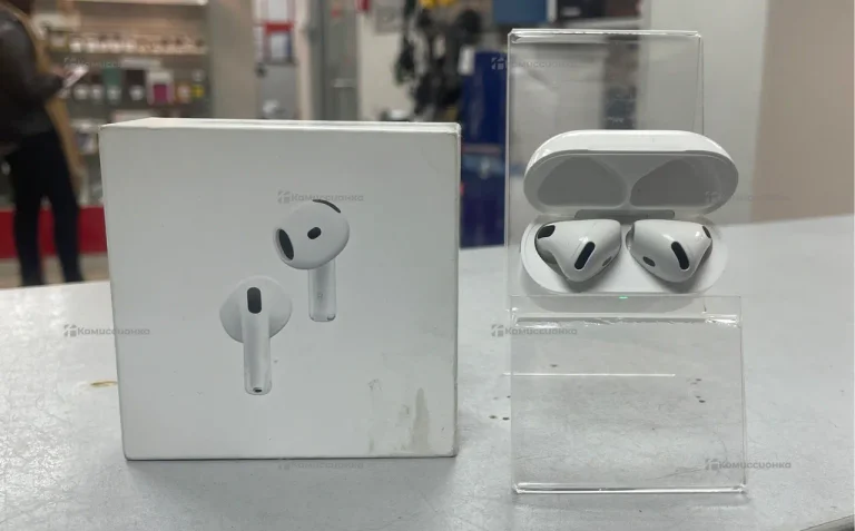 Наушники  Apple AirPods 4