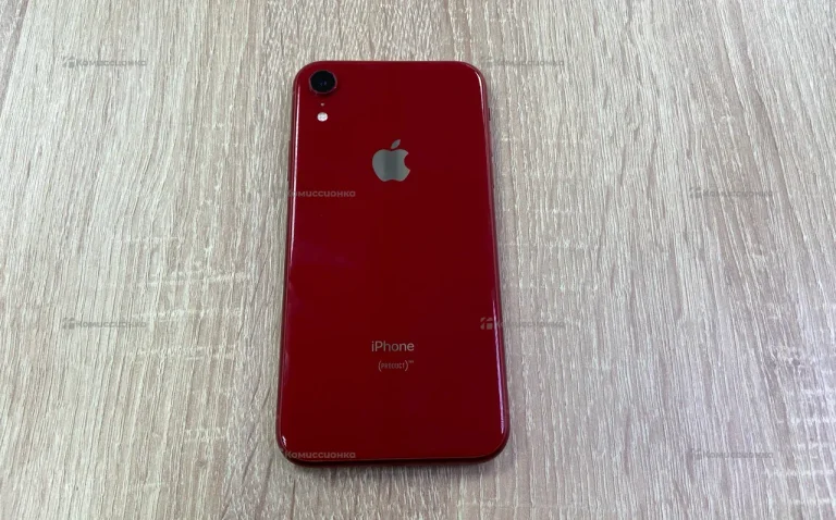 Apple iPhone XR 64 ГБ