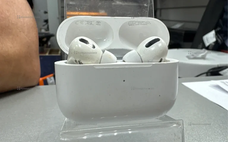 Наушники AirPods Pro