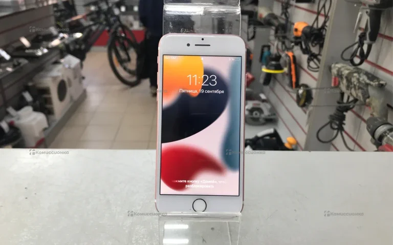 Apple iPhone 7 2/32 ГБ