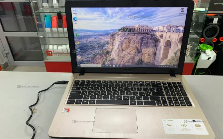 Ноутбук  ASUS VivoBook R540B