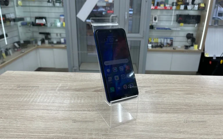 Honor 8S 2/32 ГБ