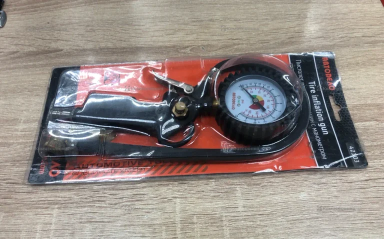 Пистолет для подкачки шин с мономером