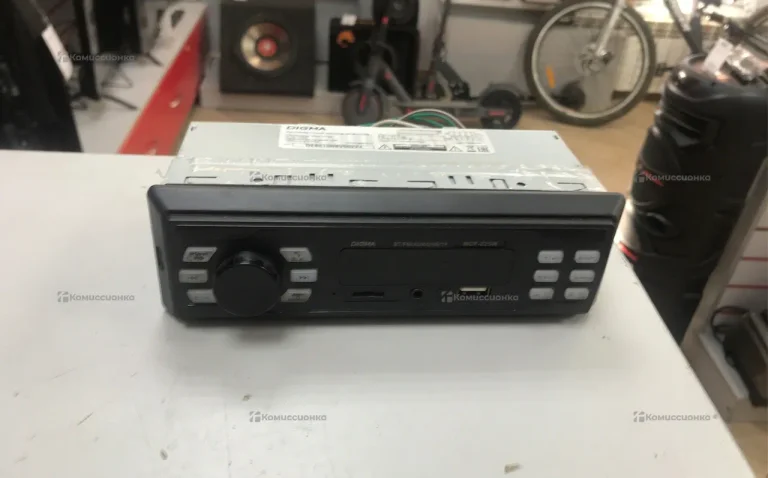 Автомагнитола  Digma225w