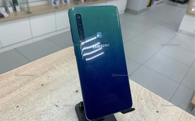 Samsung Galaxy A9 (2018) 6/128 ГБ