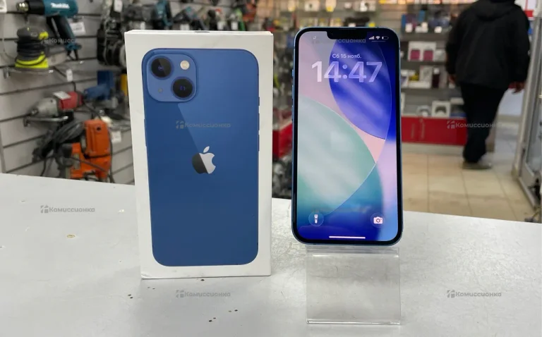 Apple iPhone 13 4/128 ГБ