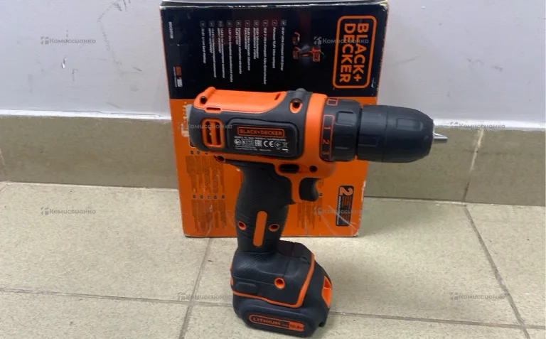 Шуруповерт Black&Decker BDCDD12B 10.8v