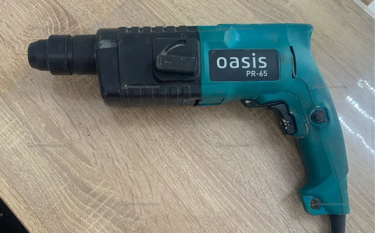 Перфоратор Oasis PR-65