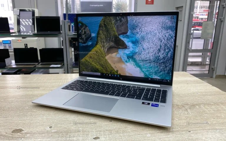 Ноутбук  HP EliteBook 860 16 inch G9