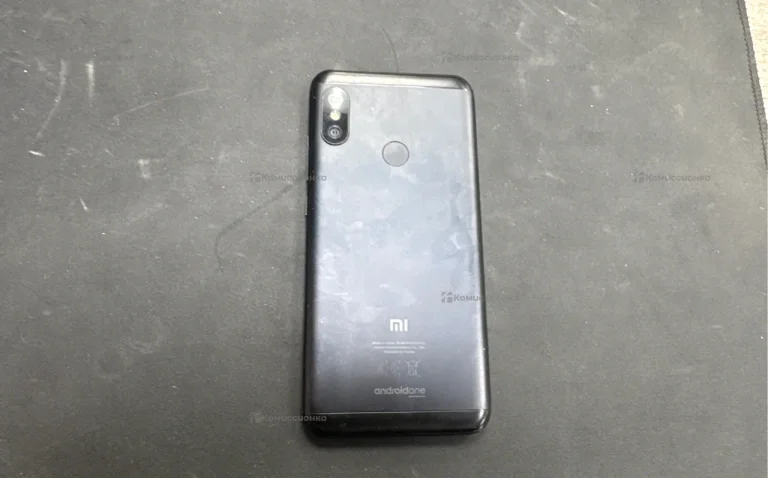 Xiaomi Mi A2 Lite 3/32Gb