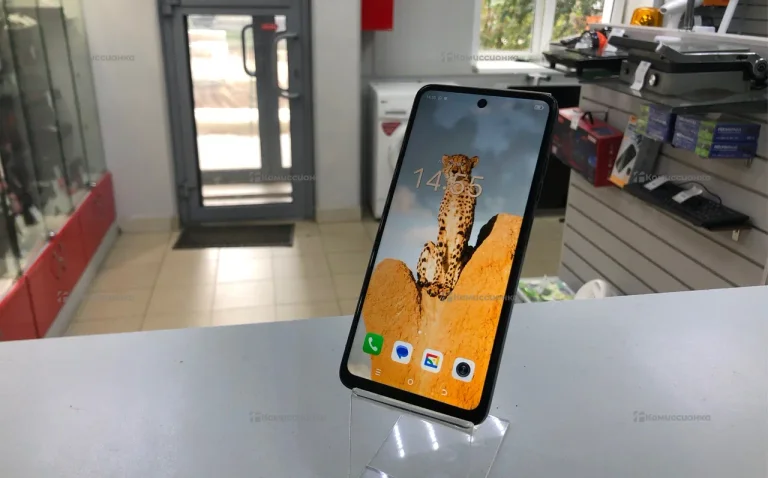 Tecno Spark Go 2024 3/64 Гб