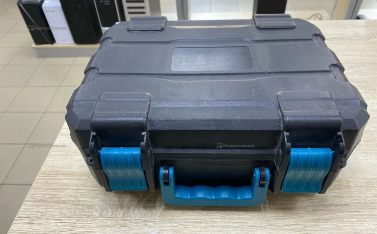 лазерный уровень реплика MAKITA