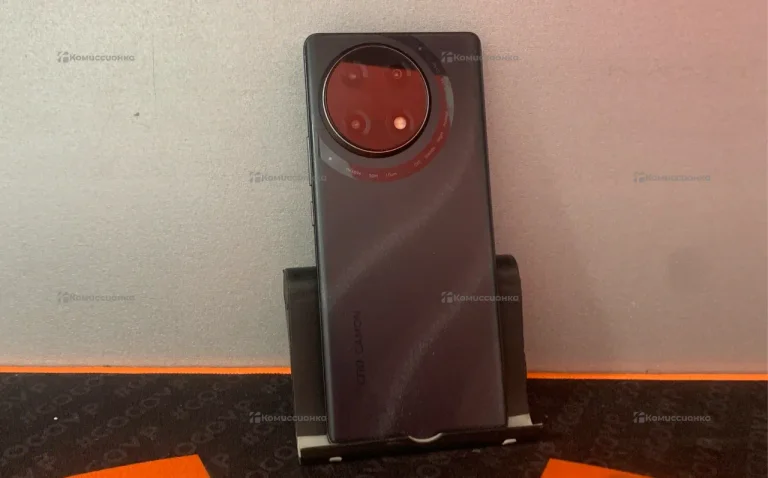 Tecno Camon 30S 8/128 ГБ