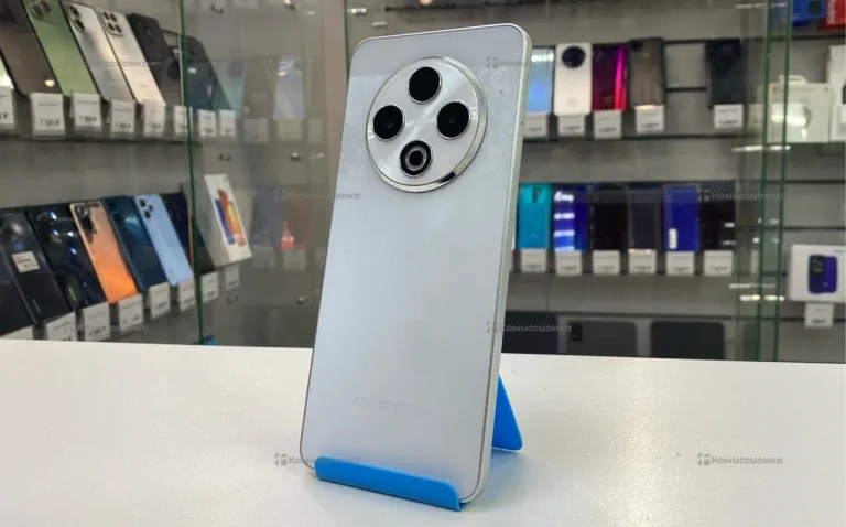 Tecno Spark 30 8/256 ГБ