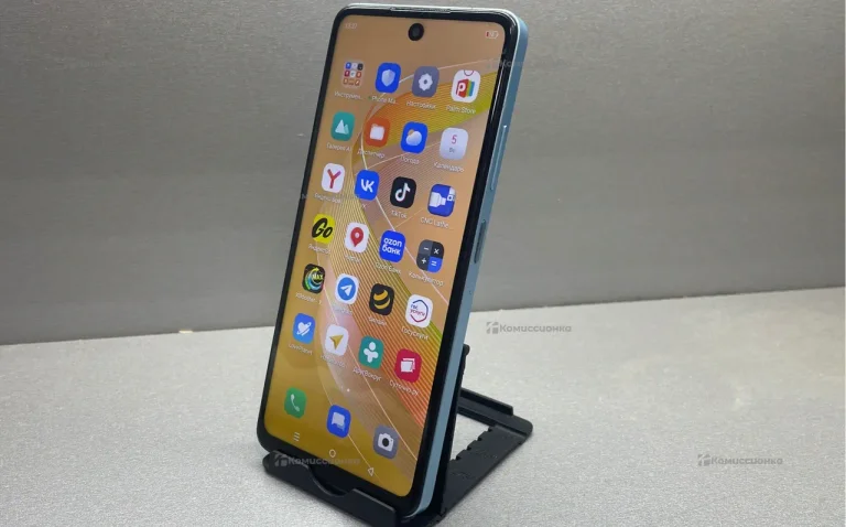 Infinix Smart 8 pro 4/256 ГБ