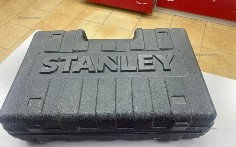 Перфоратор STANLEY SHR263K