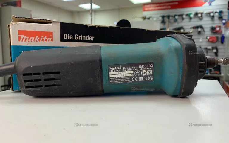 Прямая шлифмашина makita GD0602